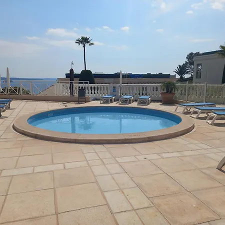 Superbe Appt 3 Pces Wi-fi Clim Piscine Vue Sur Les Iles Et Les Paquebots Lägenhet