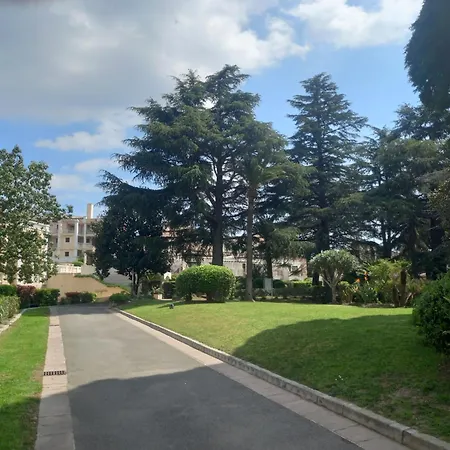 Superbe Appt 3 Pces Wi-fi Clim Piscine Vue Sur Les Iles Et Les Paquebots Apartment