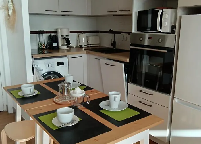 Superbe Appt 3 Pces Wi-fi Clim Piscine Vue Sur Les Iles Et Les Paquebots * Cannes